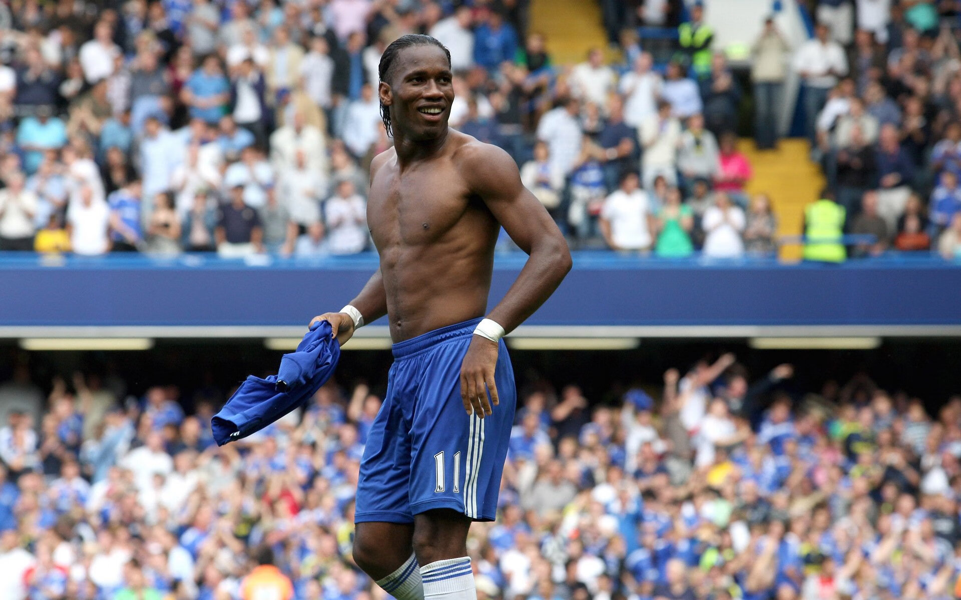 开云体育下载-跨越赛场的接管时刻，当快船末节风暴遇见贝恩的德甲决胜局